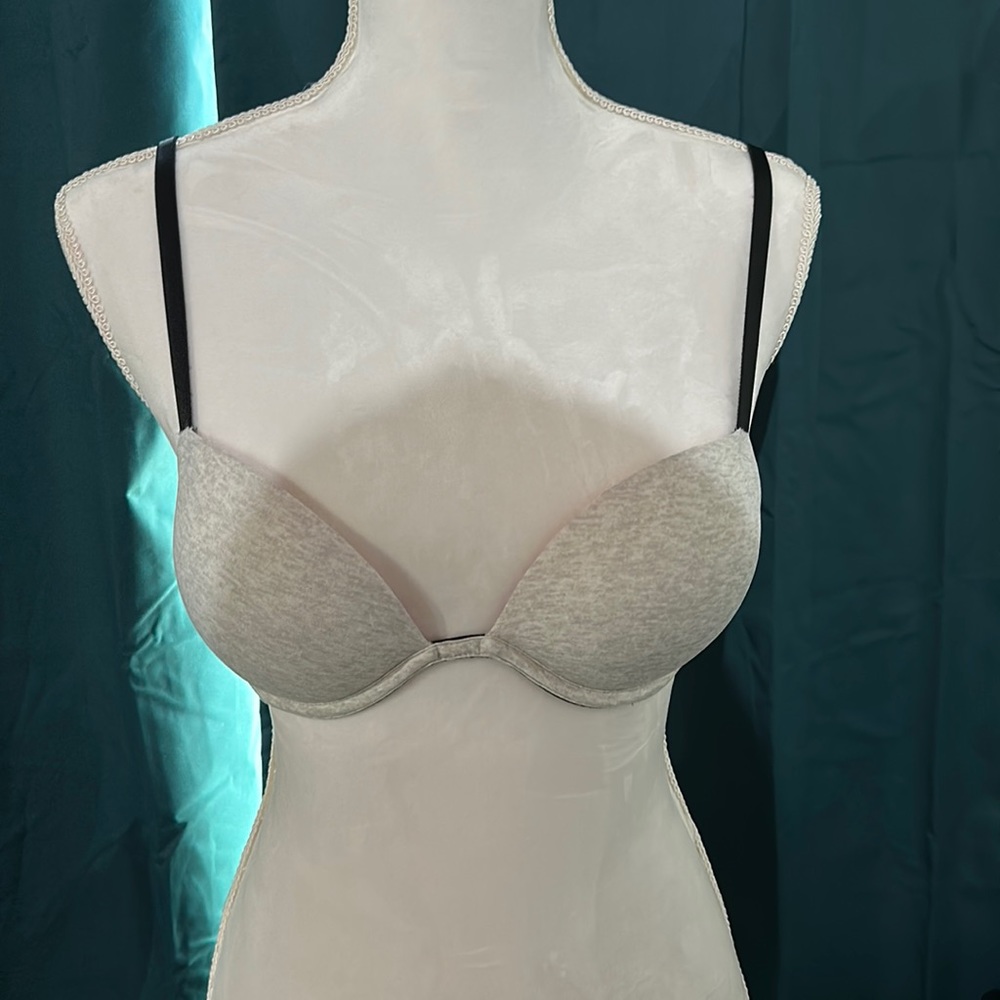 PINK push-up bra holiday band